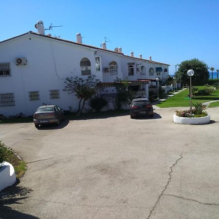 Bungalow Charo Torre de Benagalbon Exteriör bild